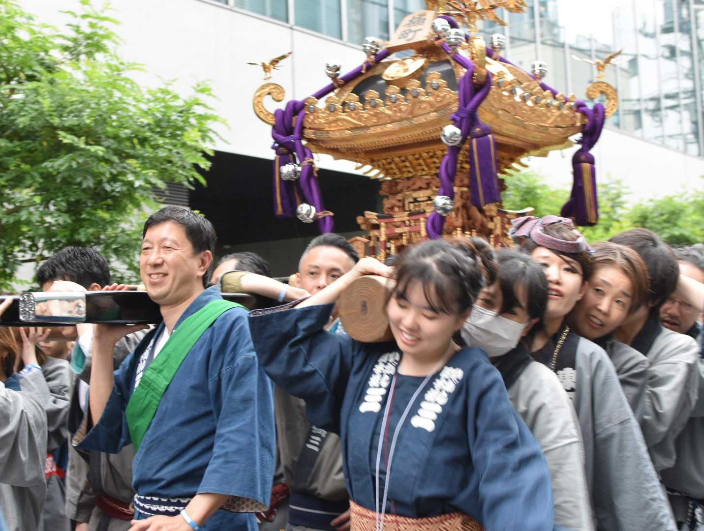 小宮商店の代表も御神輿の担ぎ手に参加！4年ぶりに賑わう「神田祭」